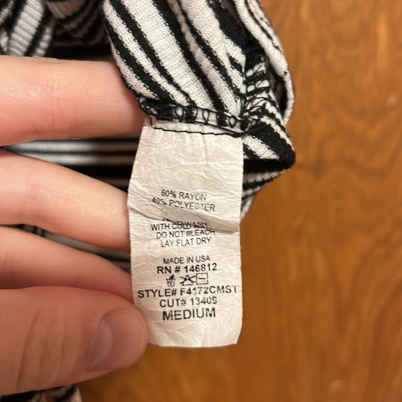 Striped Tank-top - Picture 5 of 5